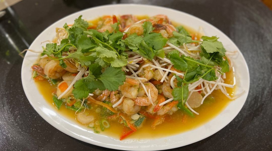 Chili prawn stir fry